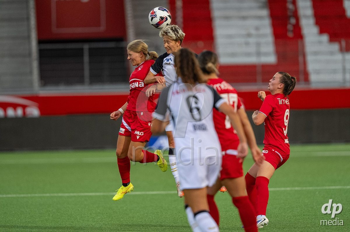 Switzerland: AXA Womens Super League 2025/26, FC Thun vs FC Zurich - Stockhorn Arena, Thun: