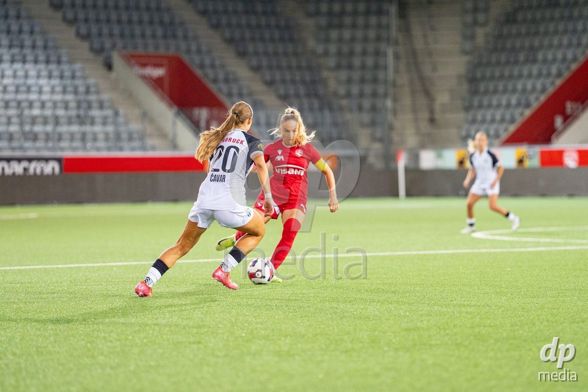 Switzerland: AXA Womens Super League 2025/26, FC Thun vs FC Zurich - Stockhorn Arena, Thun: