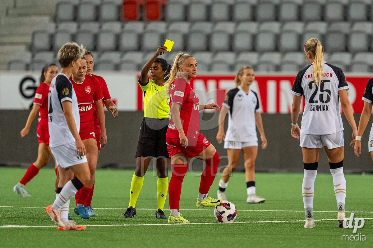 Switzerland: AXA Womens Super League 2025/26, FC Thun vs FC Zurich - Stockhorn Arena, Thun: