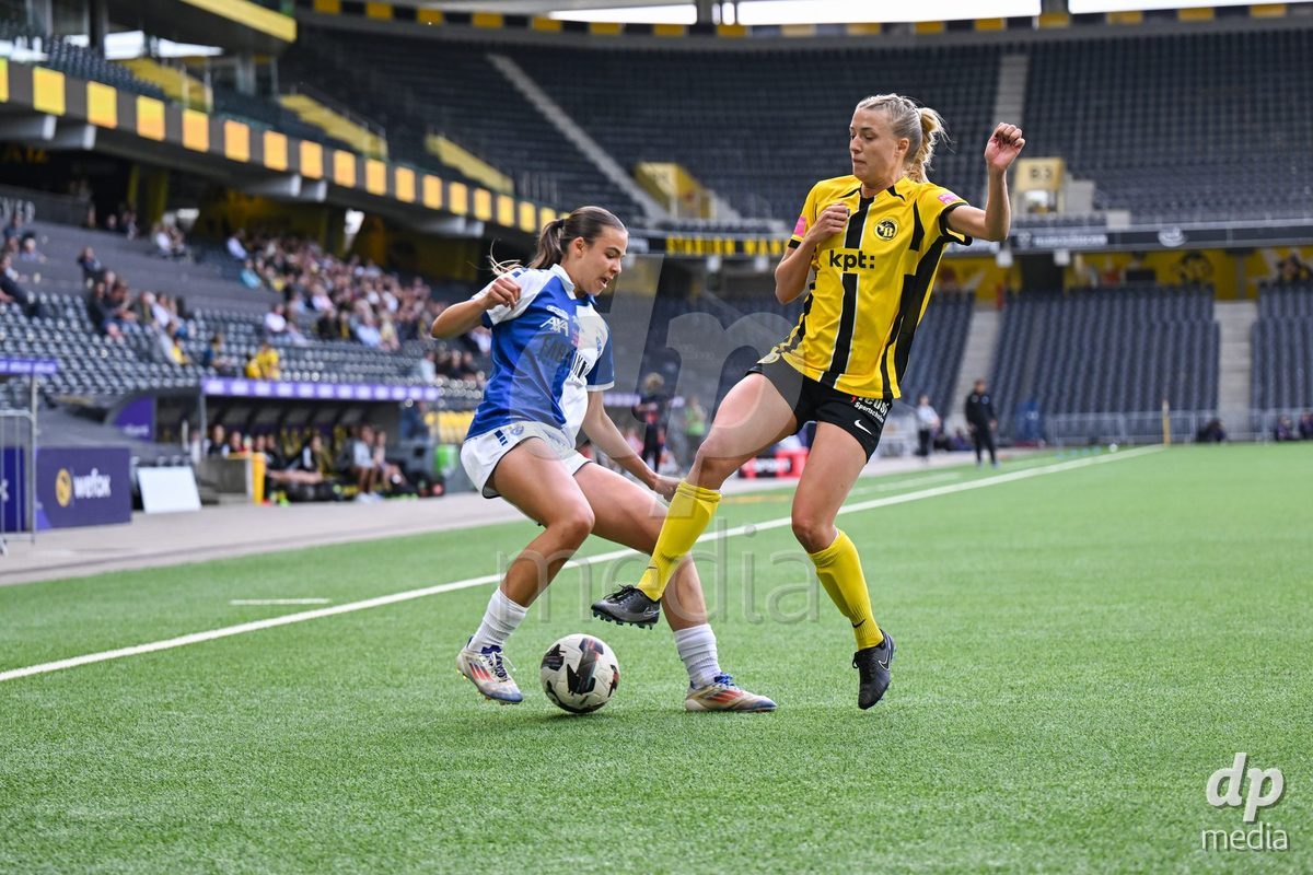 17/05/2025, Bern, Stadion Wankdorf, Women's Super League Final 2: BSC YB Frauen - GC Frauenfussball,  #12 Athena Kuehn (BSC YB Frauen, right) against #21 Emma Egli (Grasshopper Club Zurich, left)