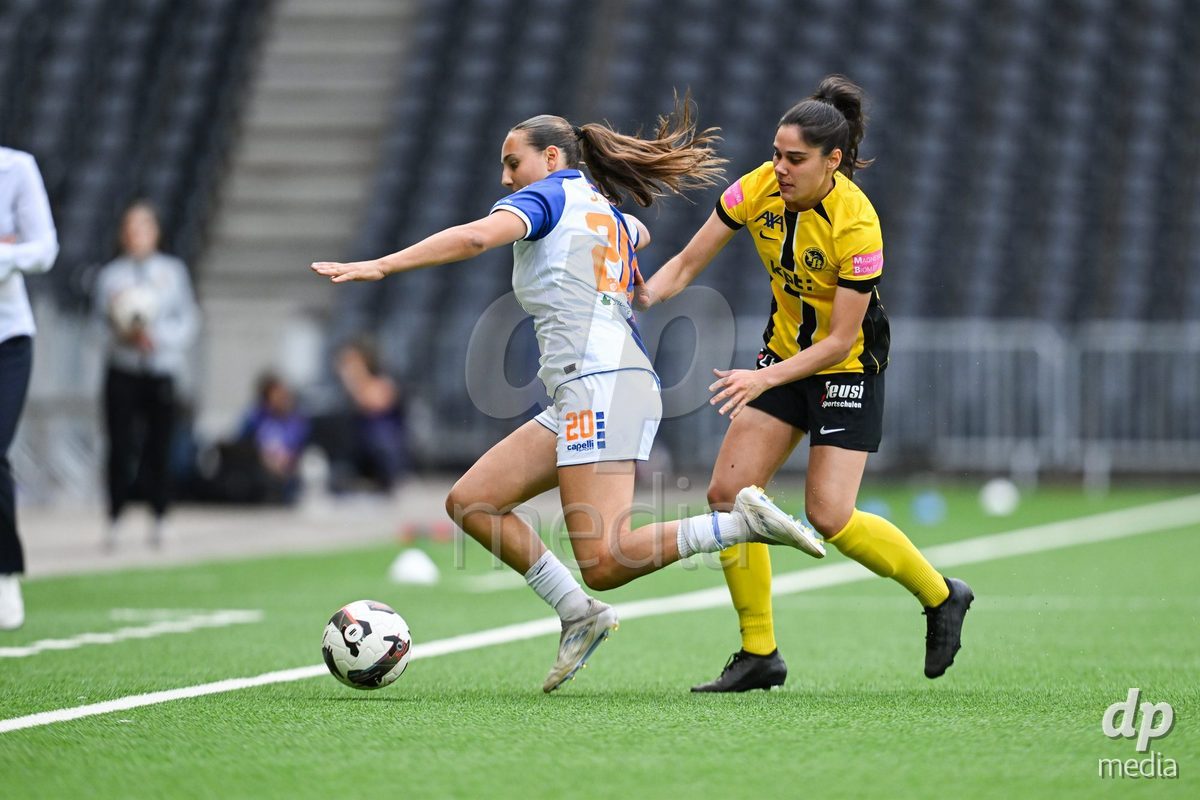 17/05/2025, Bern, Stadion Wankdorf, Women's Super League Final 2: BSC YB Frauen - GC Frauenfussball,  #26 Laura Frey (BSC YB Frauen, right) against #20 Janina Egli (Grasshopper Club Zurich, left)
