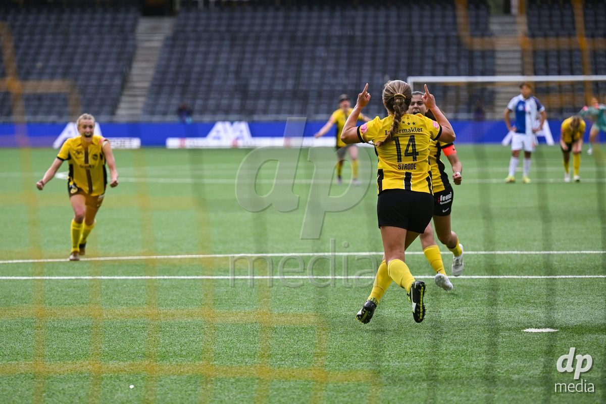 17/05/2025, Bern, Stadion Wankdorf, Women's Super League Final 2: BSC YB Frauen - GC Frauenfussball, #14 Courtney Aliza Strode (Young Boys) celebrates her goal