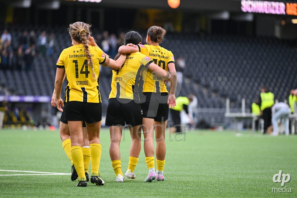 17/05/2025, Bern, Stadion Wankdorf, Women's Super League Final 2: BSC YB Frauen - GC Frauenfussball, #10 Iman Beney (Young Boys), #7 Naomi Luyet (Young Boys) and  #14 Courtney Aliza Strode (Young Boys) after the final