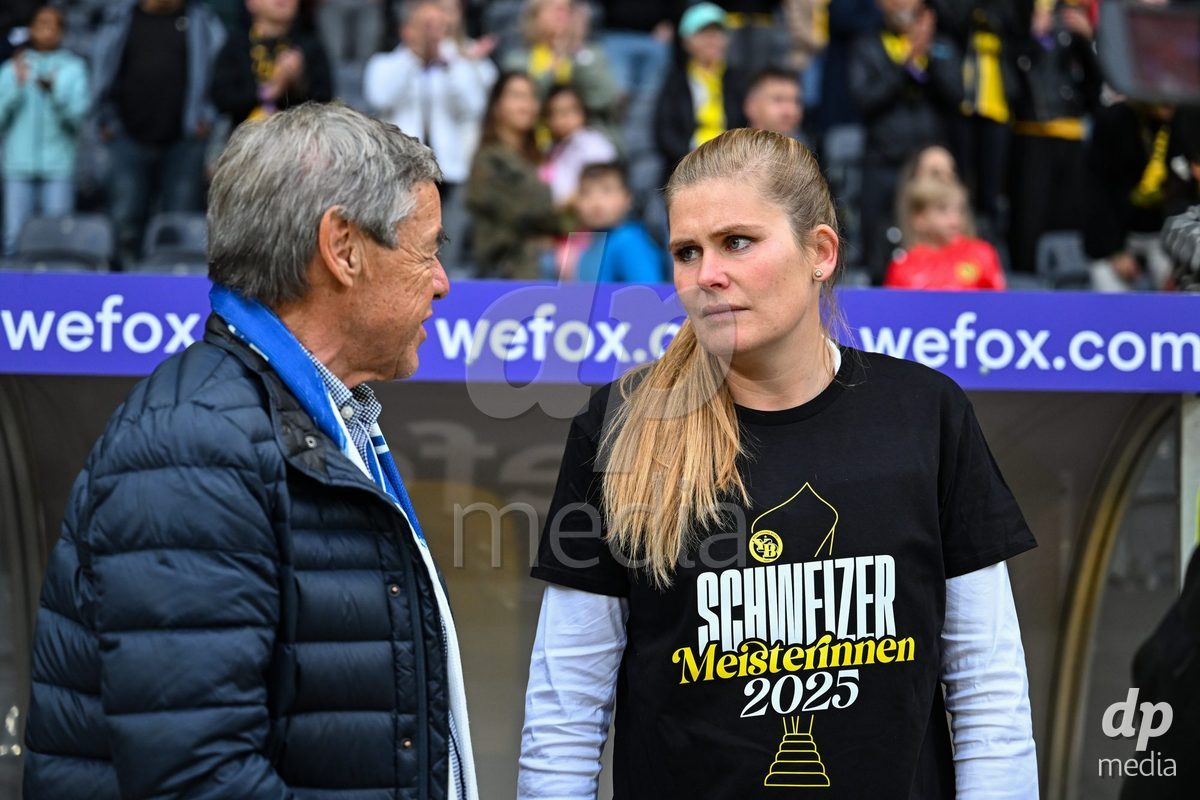 17/05/2025, Bern, Stadion Wankdorf, Women's Super League Final 2: BSC YB Frauen - GC Frauenfussball,  coach Imke Wubbenhorst (BSC YB Frauen)