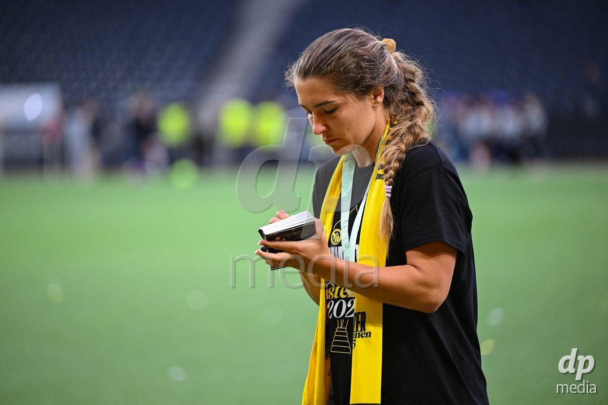 17/05/2025, Bern, Stadion Wankdorf, Women's Super League Final 2: BSC YB Frauen - GC Frauenfussball,  #14 Courtney Strode (BSC YB Frauen) after the game