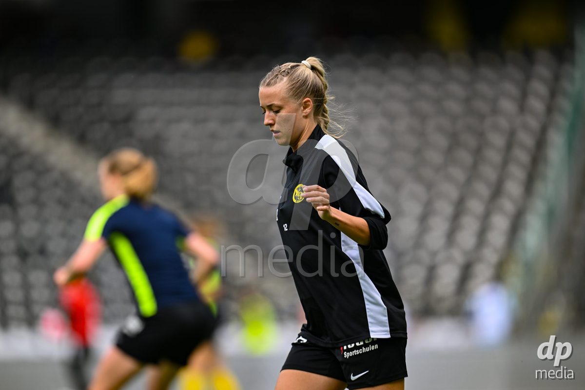 Athena Kuehn (12 Young Boys) before the Axa Womens Super League Football game between BSC Young Boys Frauen and FC Zürich Frauen at Wankdorf Stadium in Bern, Switzerland.