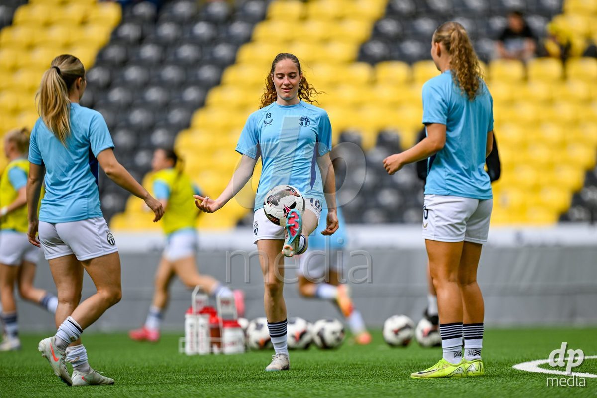 #13 Joy Lysser (13 Zurich) before the Axa Womens Super League Football game between BSC Young Boys Frauen and FC Zürich Frauen at Wankdorf Stadium in Bern, Switzerland.