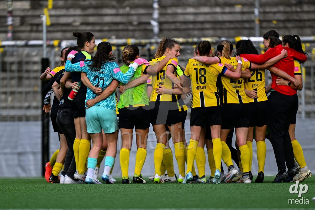 BSC Young Boys after wining the the Axa Womens Super League Football semifinal between BSC Young Boys Frauen and FC Zürich Frauen at Wankdorf Stadium in Bern, Switzerland.