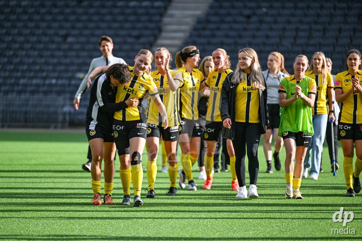 BSC Young Boys after wining the the Axa Womens Super League Football semifinal between BSC Young Boys Frauen and FC Zürich Frauen at Wankdorf Stadium in Bern, Switzerland.