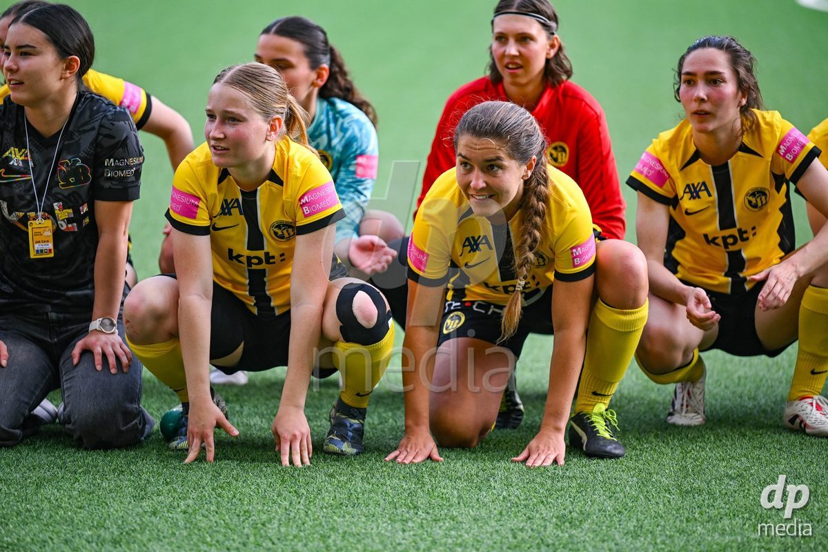 Courtney Aliza Strode (14 Young Boys), Noa Linn Munger (8 Young Boys) and the team after wining the the Axa Womens Super League Football semifinal between BSC Young Boys Frauen and FC Zürich Frauen at Wankdorf Stadium in Bern, Switzerland.