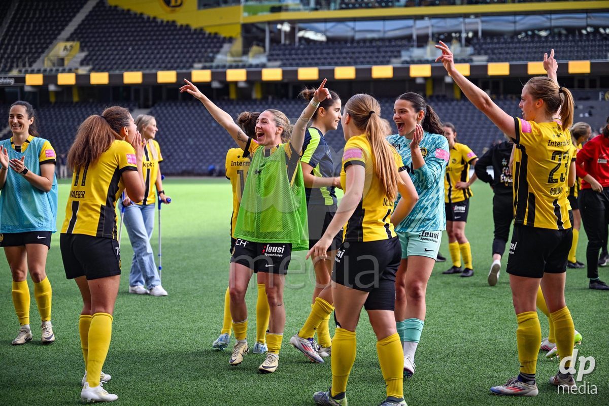 BSC Young Boys after wining the the Axa Womens Super League Football semifinal between BSC Young Boys Frauen and FC Zürich Frauen at Wankdorf Stadium in Bern, Switzerland.