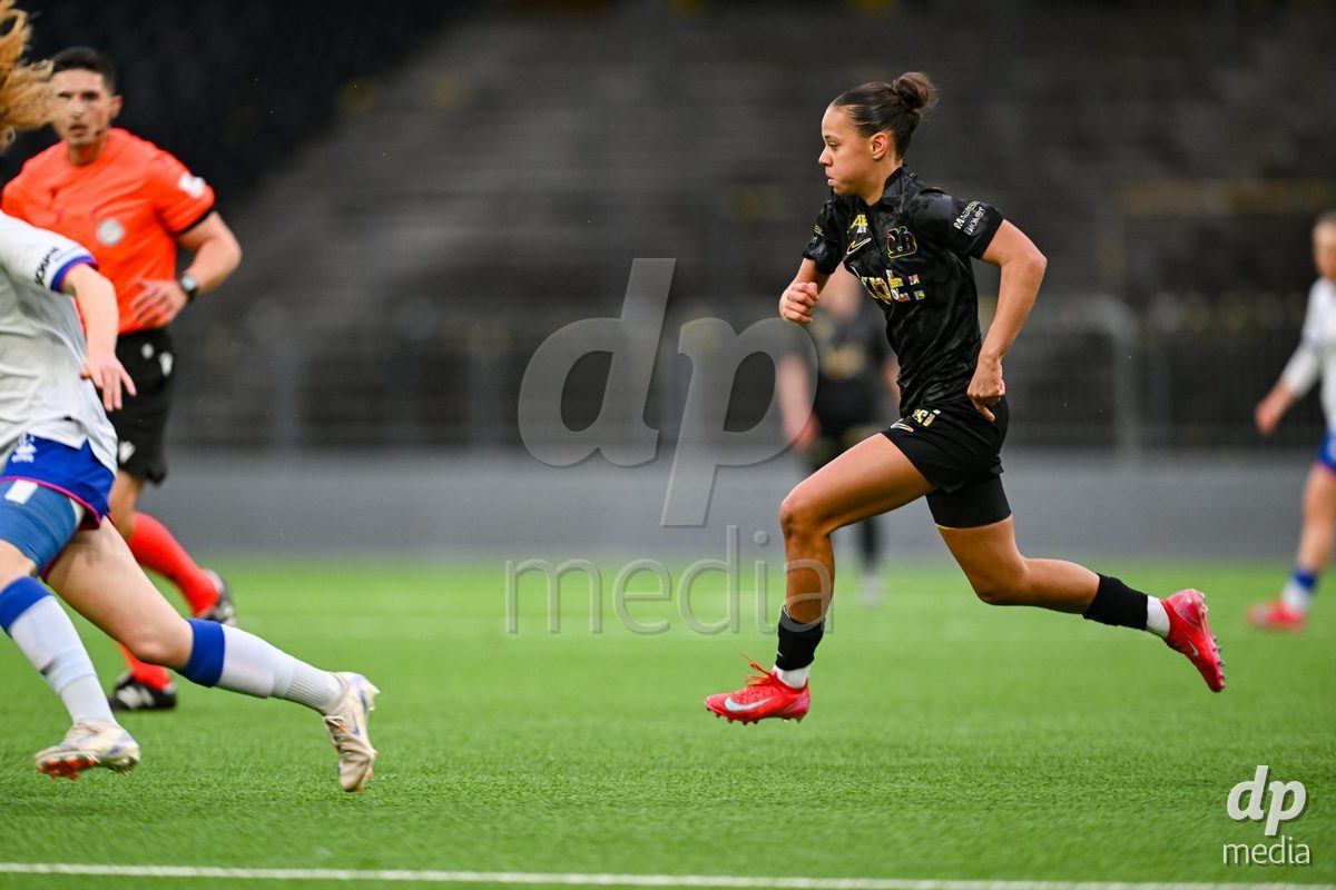 17.04.2025, Bern, Stadion Wankdorf, Women's Super League Quarterfinal 2: BSC YB Frauen - FC Luzern,  #10 Iman Beney (BSC YB Frauen)