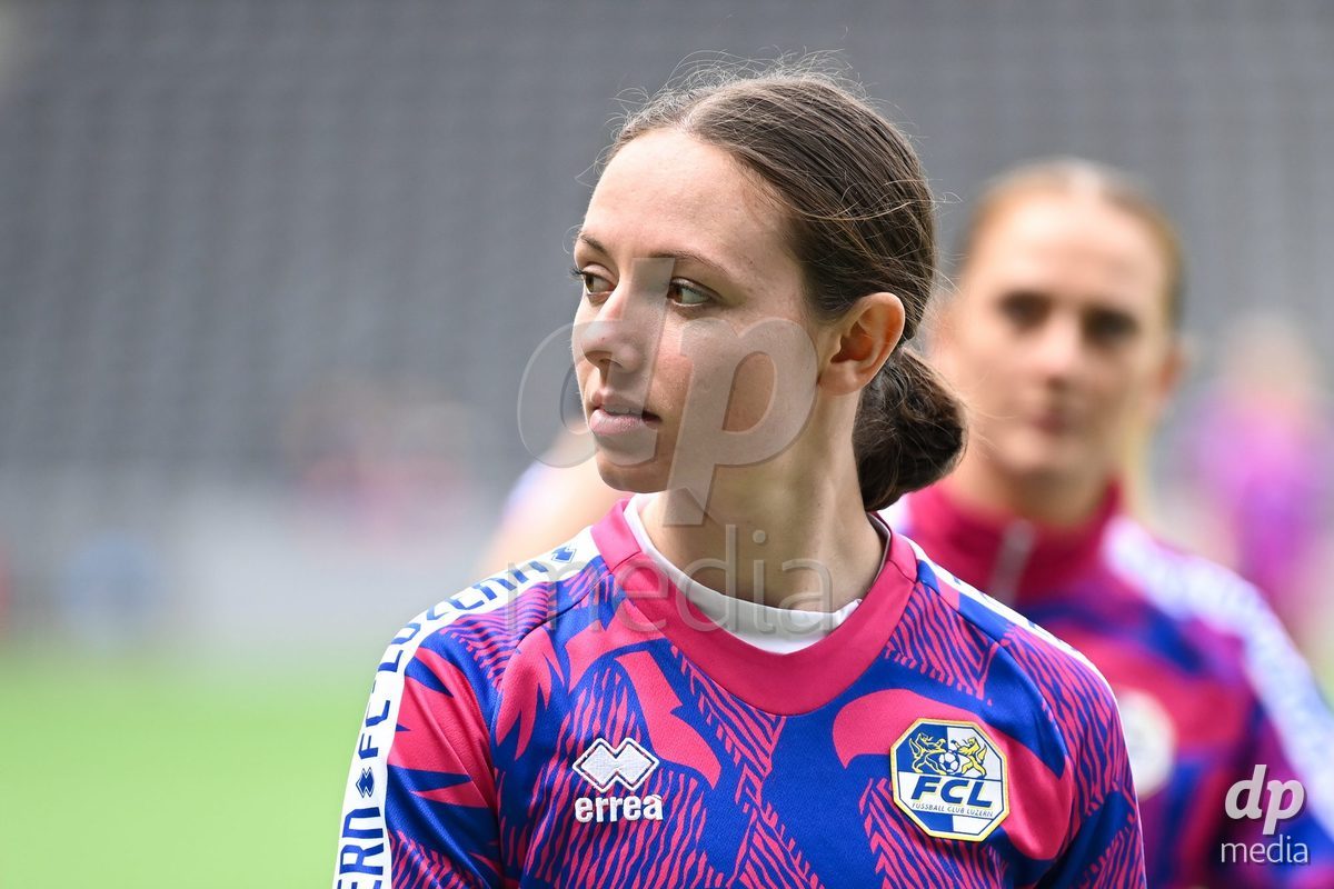 29/09/2024, Bern, Stadion Wankdorf, Women's Super League: BSC YB Frauen - FC Luzern, Portrait (headshot/close up) of  #38 Chiara Schmid (FC Luzern) during warm up prior to the match