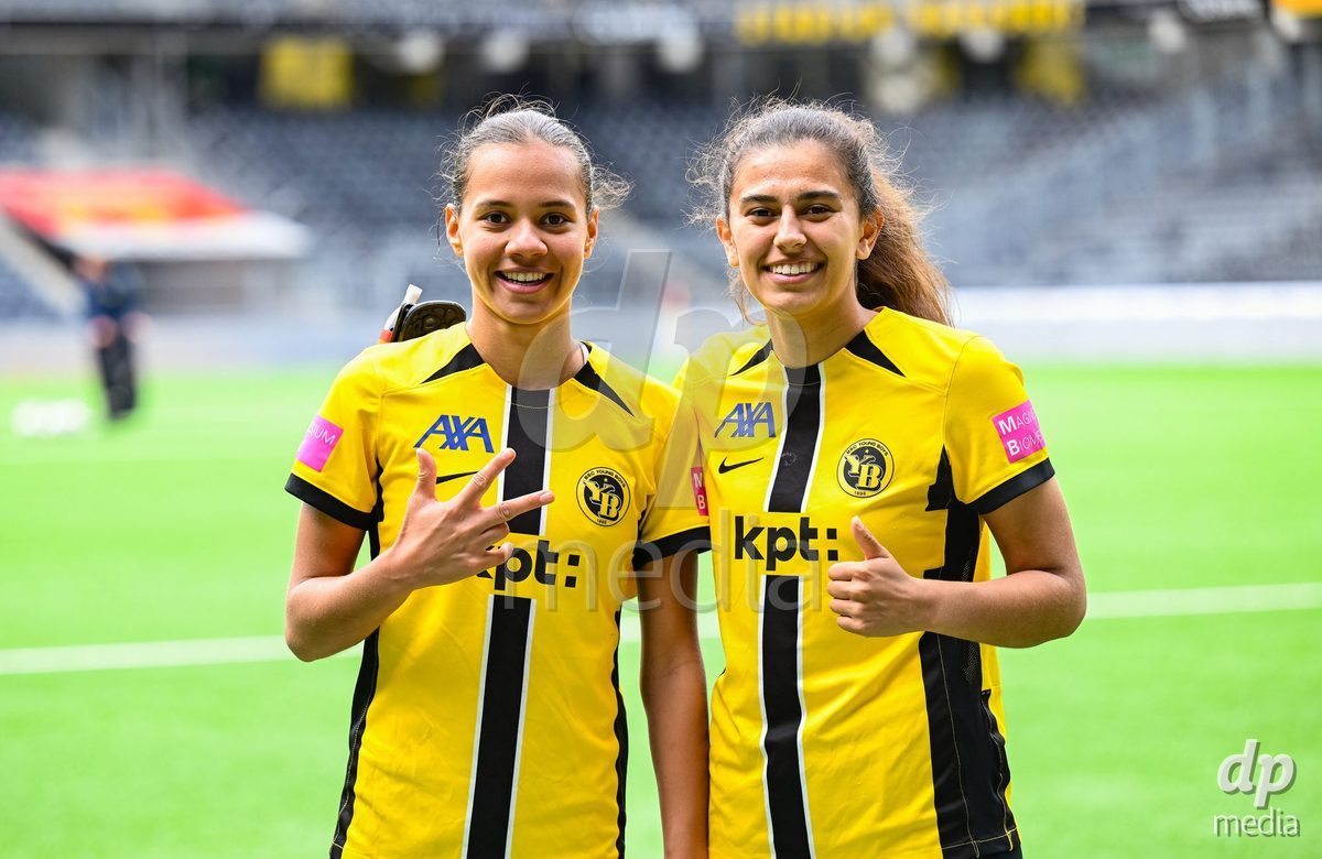 29/09/2024, Bern, Stadion Wankdorf, Women's Super League: BSC YB Frauen - FC Luzern,  #23 Iman Beney (BSC YB Frauen, left) and #11 Stephanie Waeber (BSC YB Frauen, right)