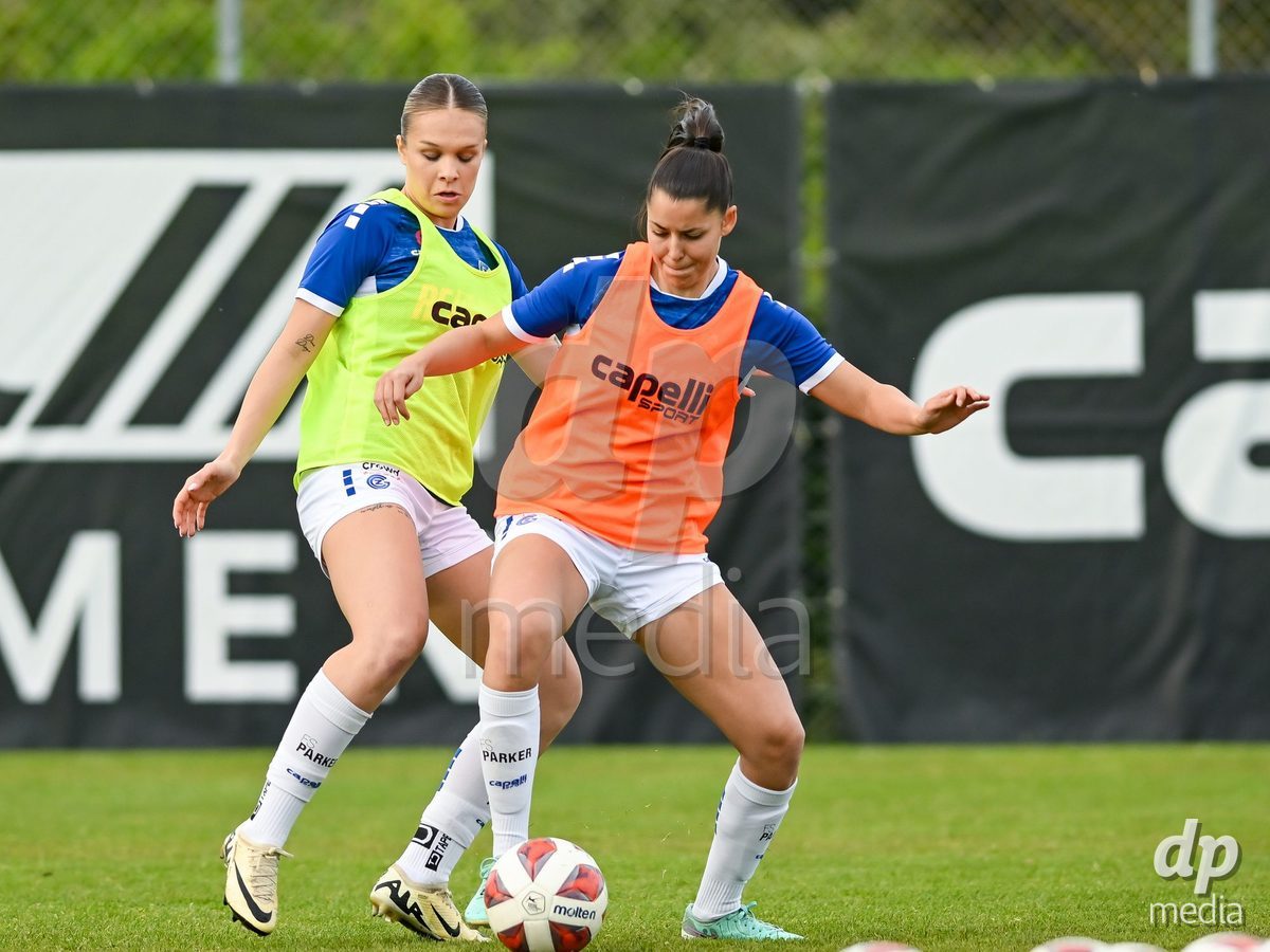 27.04.2024, Niederhasli, GC/Campus, Quarterfinals: Grasshopper Club Zürich - BSC YB Frauen, GC players during warm-up