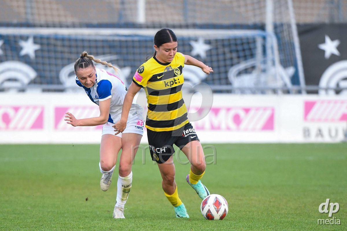 27.04.2024, Niederhasli, GC/Campus, Quarterfinals: Grasshopper Club Zürich - BSC YB Frauen,  #11 Lara Meroni (Grasshopper Club Zurich) and  #27 Naomi Luyet (Young Boys) battle for the ball (duel)