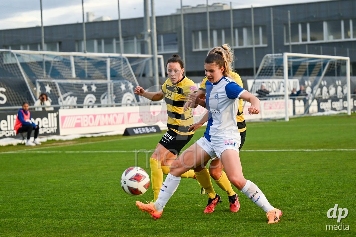 27.04.2024, Niederhasli, GC/Campus, Quarterfinals: Grasshopper Club Zürich - BSC YB Frauen,  #15 Noemi Ivelj (Grasshopper Club Zurich, right) against #21 Ana Oliveira Leite (BSC YB Frauen, left)