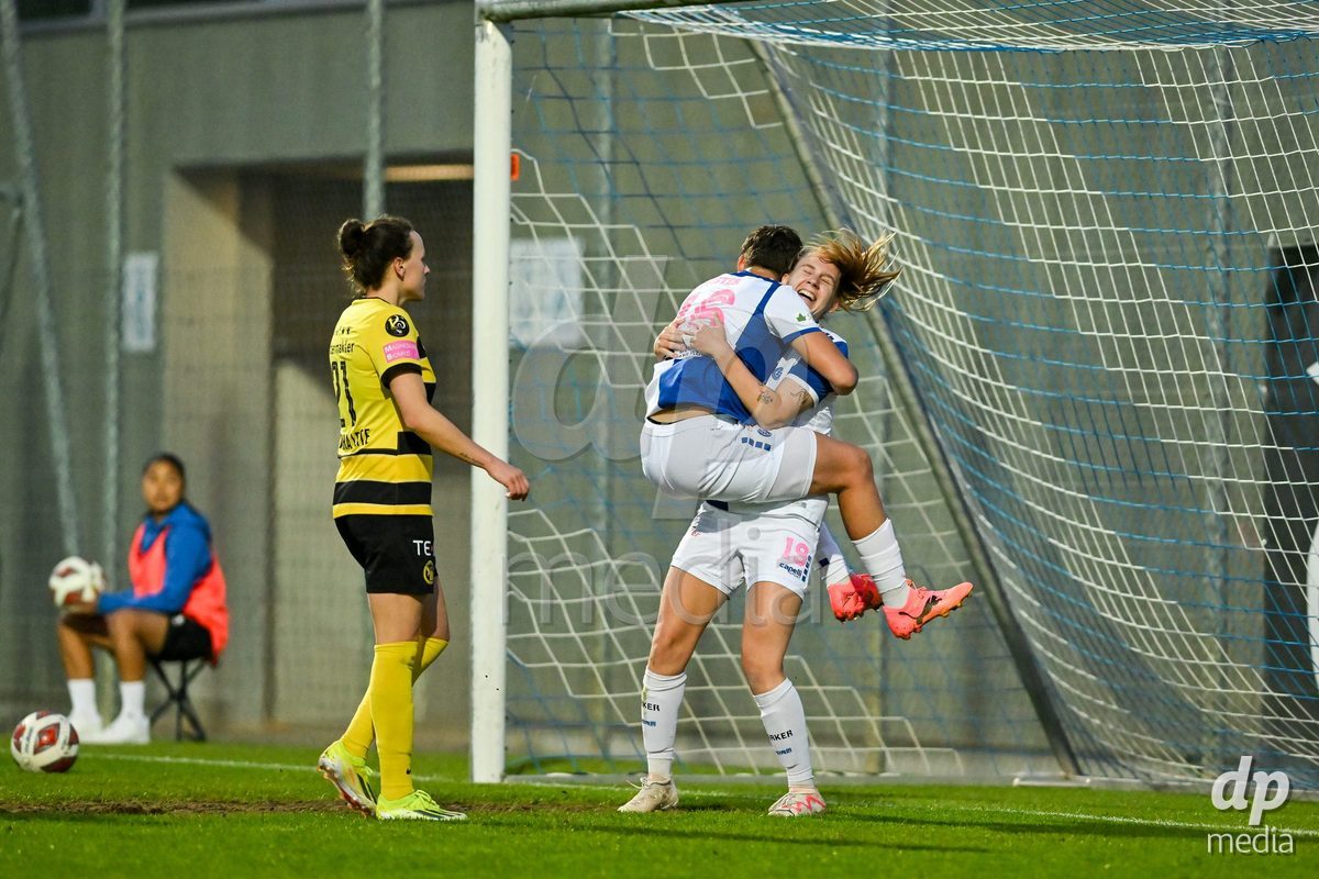 27.04.2024, Niederhasli, GC/Campus, Quarterfinals: Grasshopper Club Zürich - BSC YB Frauen, #19 Emoke Papai (GC) celebrates a goal but get cancelled