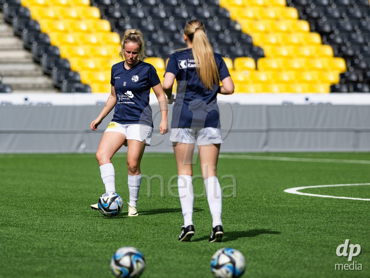 13.04.2024, Bern, Stadion Wankdorf, Women's Super League: BSC YB Frauen - FC Luzern,  #16 Barbara Reger (FC Luzern)