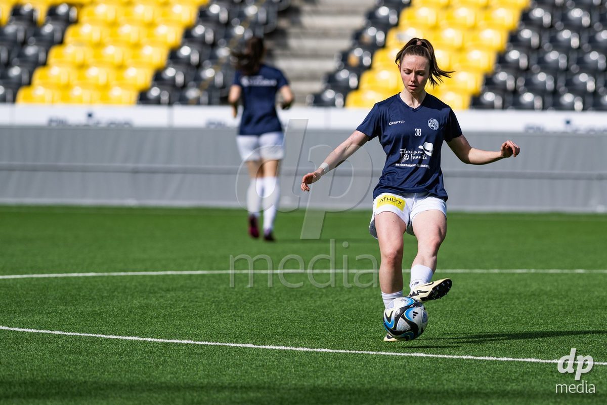 13.04.2024, Bern, Stadion Wankdorf, Women's Super League: BSC YB Frauen - FC Luzern,  #- Chiara Schmid (FC Luzern)