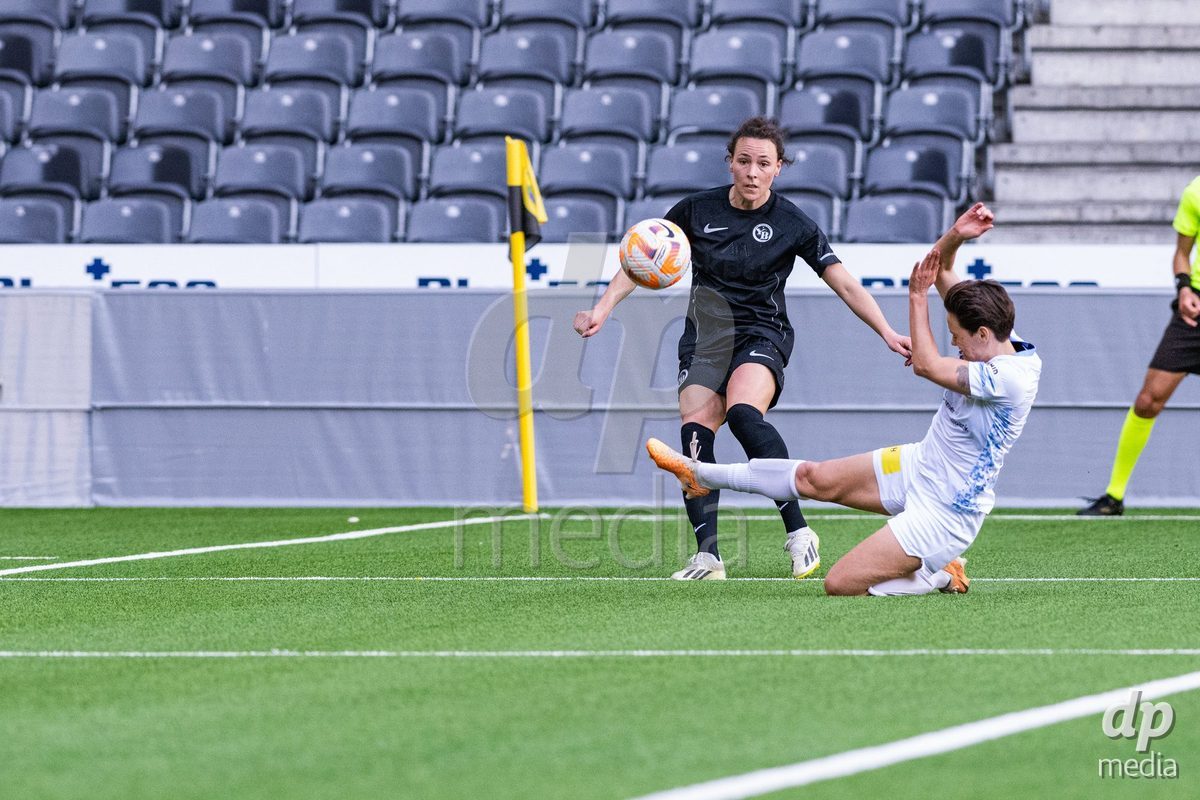 13.04.2024, Bern, Stadion Wankdorf, Women's Super League: BSC YB Frauen - FC Luzern,  #21 Ana Oliveira Leite (BSC YB Frauen)