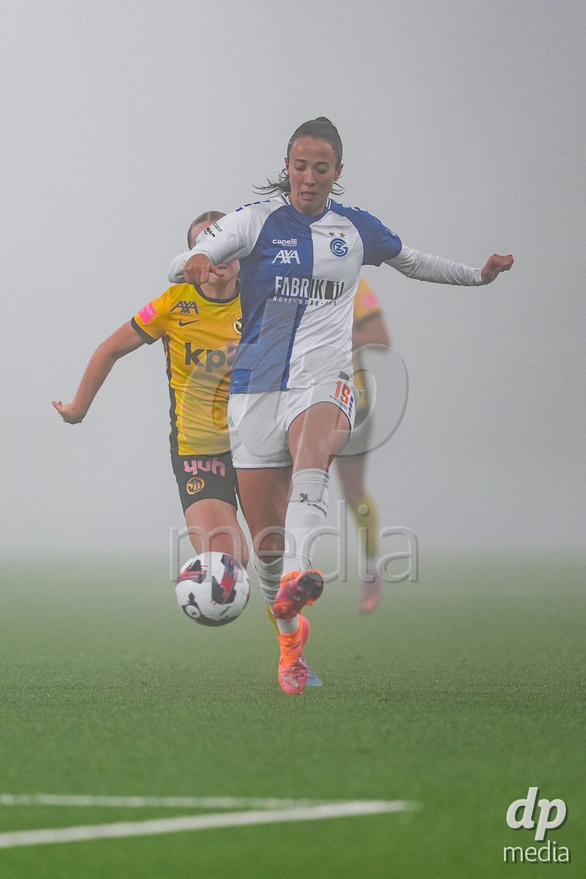 Schweiz: Axa Women's Cup 2025/26, BSC YB Frauen vs GC Frauenfussball - Stadion Wankdorf, Bern: Marta Cazalla Garcia (15 GC) in aktion