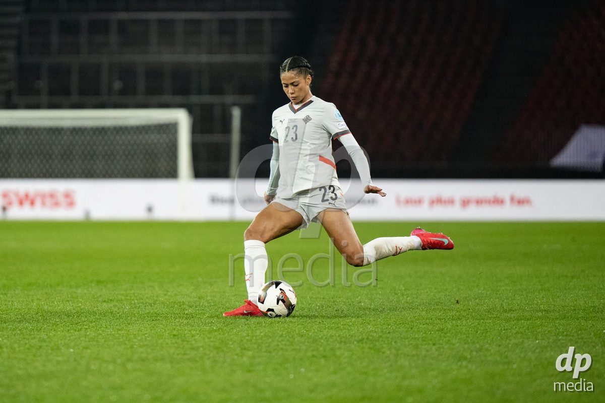 Sveindis Jonsdottir (23 Island) during the UEFA Women's Nations League game between Switzerland and Island at Stadion Letzigrund in Zurich, Switzerland.