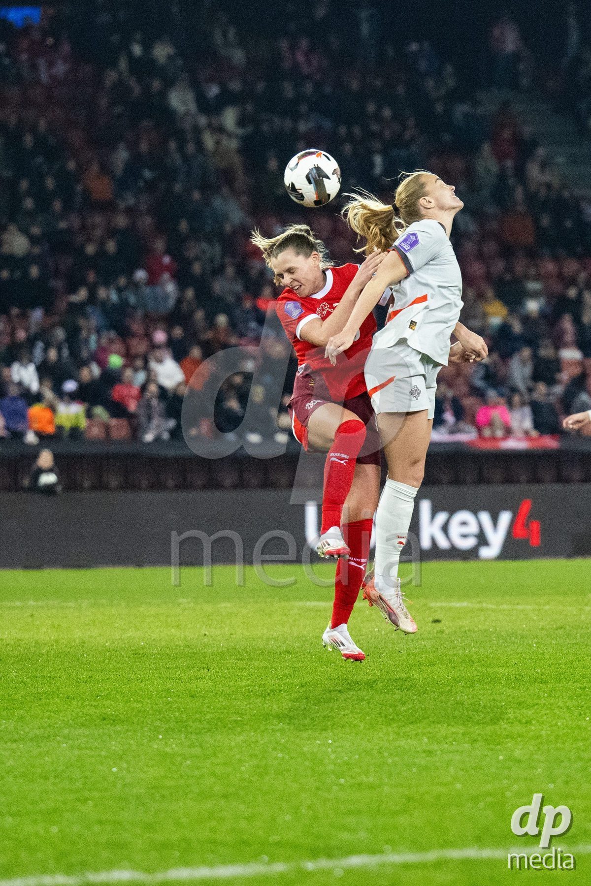 Viola Calligaris (18 Switzerland) in action during the UEFA Women's Nations League game between Switzerland and Island at Stadion Letzigrund in Zurich, Switzerland.