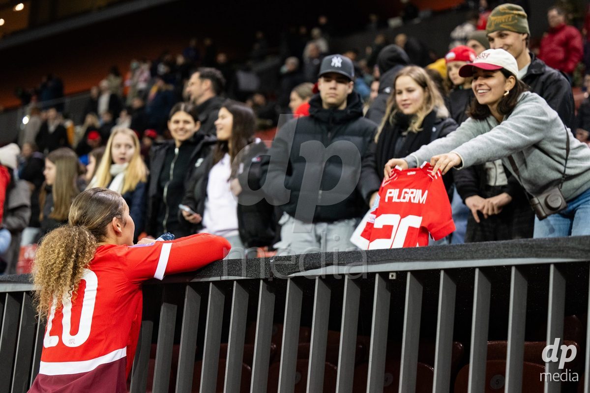 Alayah Pilgrim (20 Switzerland) talks to fans after the UEFA Women's Nations League game between Switzerland and Island at Stadion Letzigrund in Zurich, Switzerland.