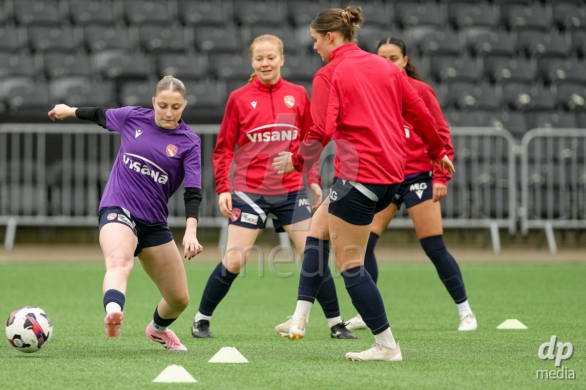 Schweiz: Axa Women's Cup 2025/26, BSC YB Frauen vs FC Thun - Stadion Wankdorf, Bern: