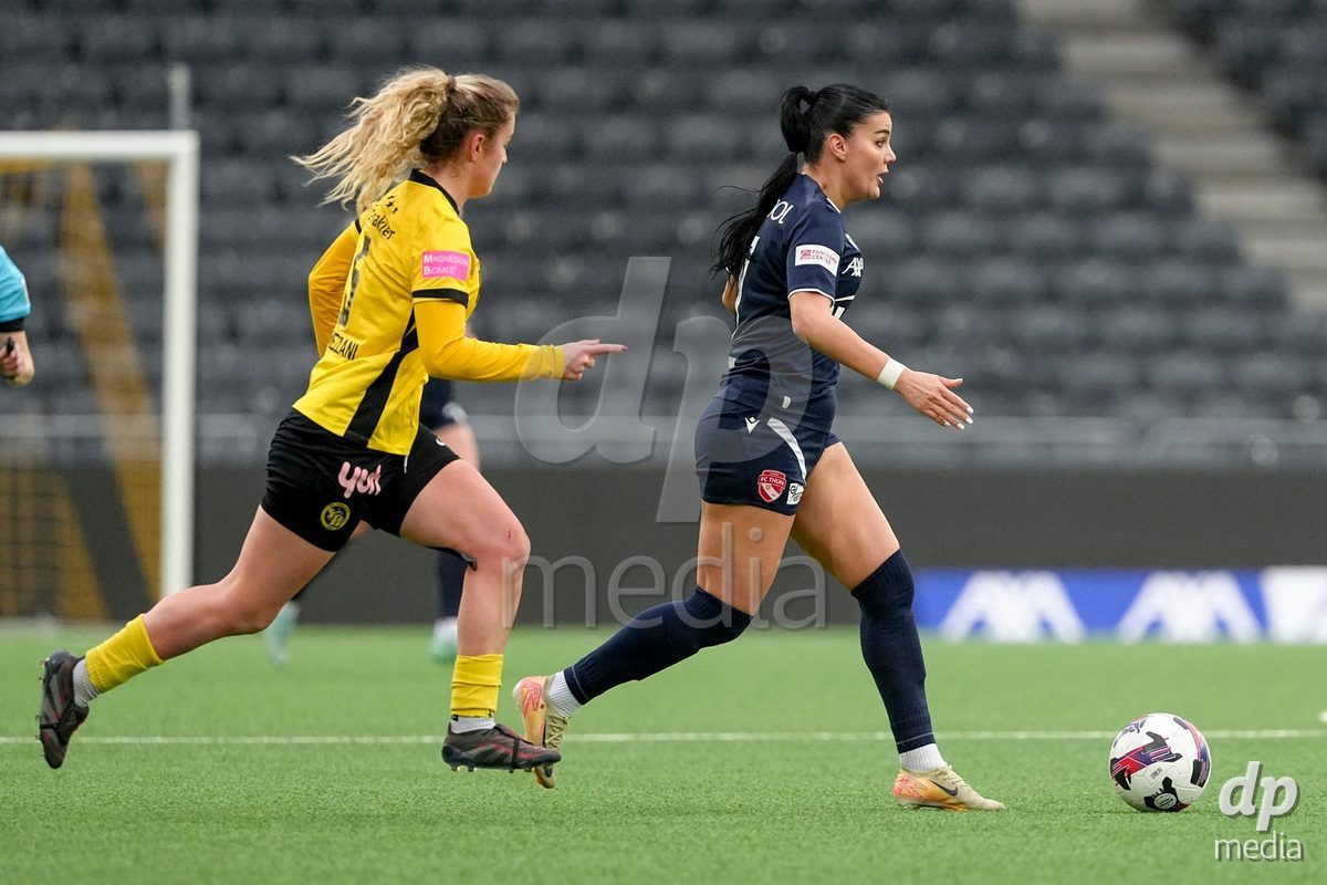 Schweiz: Axa Women's Cup 2025/26, BSC YB Frauen vs FC Thun - Stadion Wankdorf, Bern: Mimoza Hamidi (7 Thun) in aktion