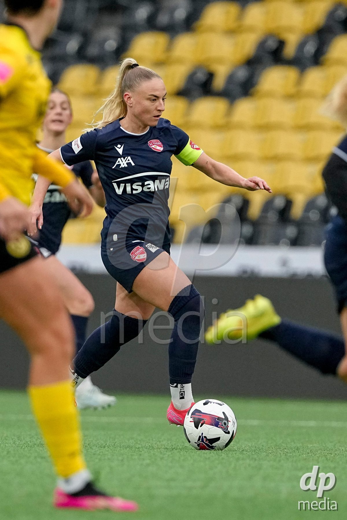 Schweiz: Axa Women's Cup 2025/26, BSC YB Frauen vs FC Thun - Stadion Wankdorf, Bern: Shenia Schmid (61 Thun) in aktion