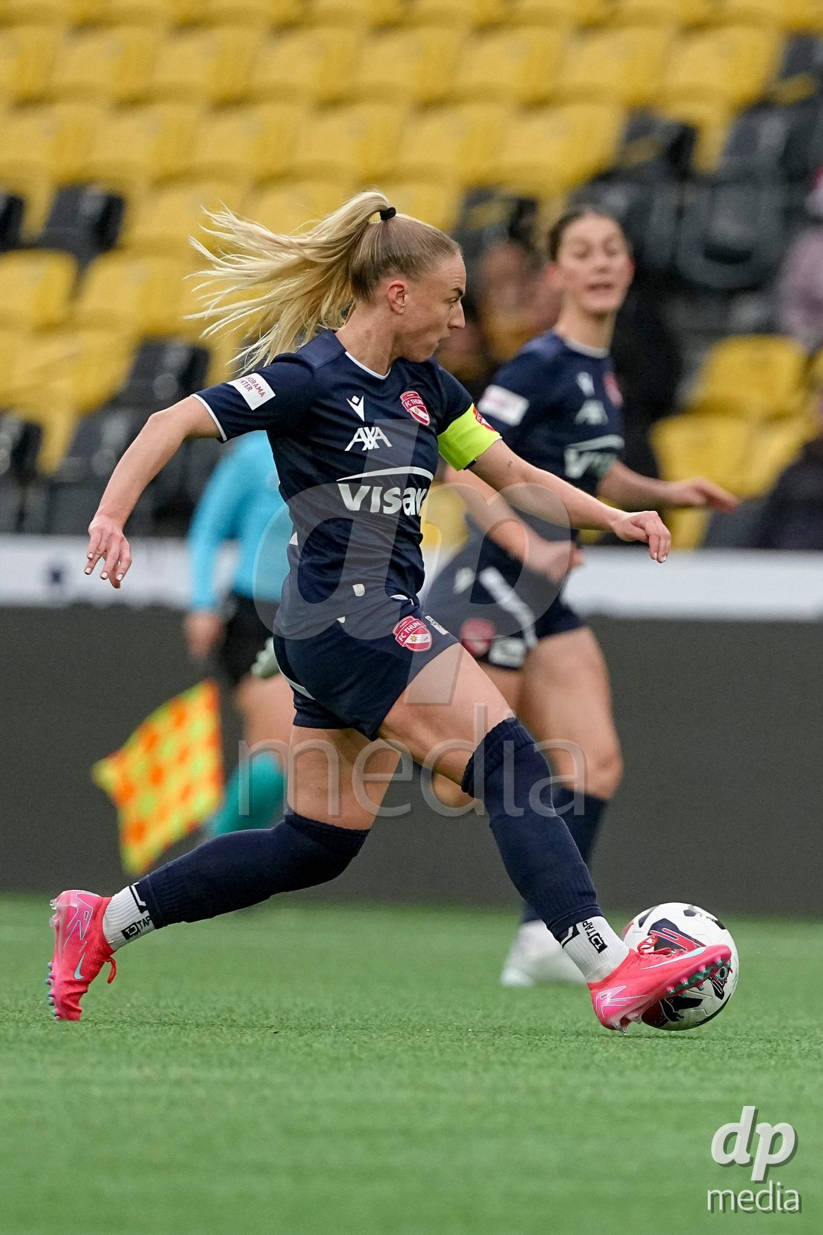 Schweiz: Axa Women's Cup 2025/26, BSC YB Frauen vs FC Thun - Stadion Wankdorf, Bern: Shenia Schmid (61 Thun) in aktion