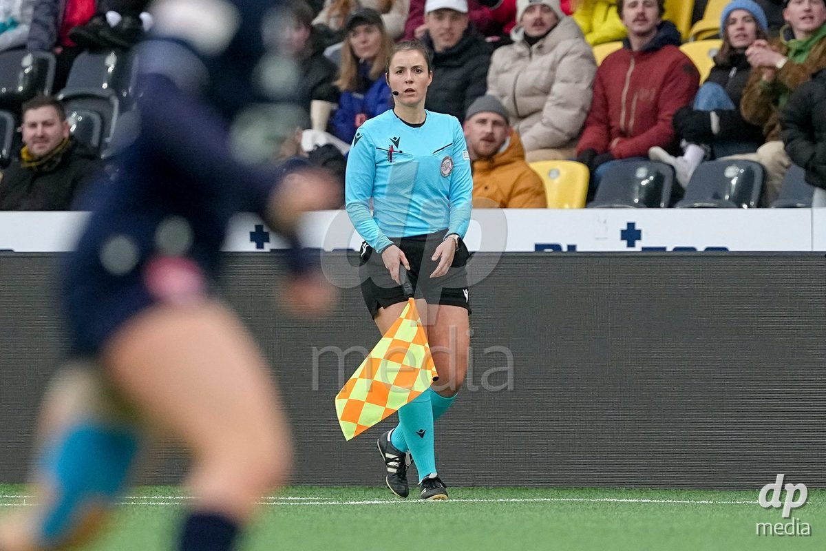 Schweiz: Axa Women's Cup 2025/26, BSC YB Frauen vs FC Thun - Stadion Wankdorf, Bern: