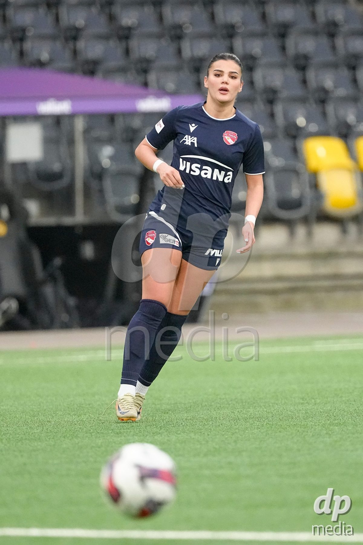 Schweiz: Axa Women's Cup 2025/26, BSC YB Frauen vs FC Thun - Stadion Wankdorf, Bern: Mimoza Hamidi (7 Thun) in aktion