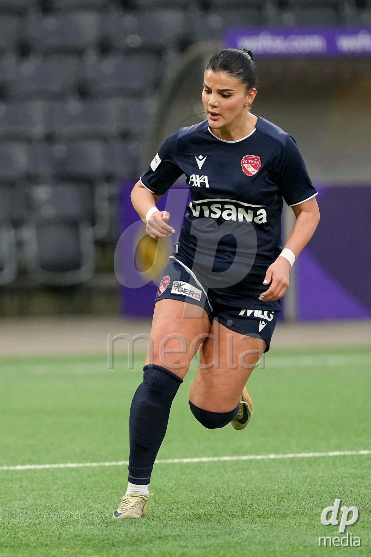 Schweiz: Axa Women's Cup 2025/26, BSC YB Frauen vs FC Thun - Stadion Wankdorf, Bern: Mimoza Hamidi (7 Thun) in aktion