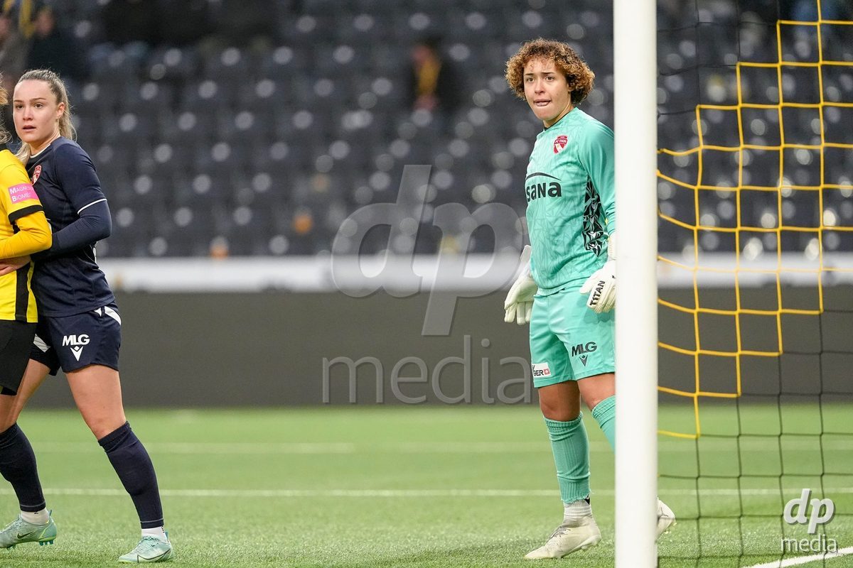 Schweiz: Axa Women's Cup 2025/26, BSC YB Frauen vs FC Thun - Stadion Wankdorf, Bern: Torhüterin Jil Beetschen - Torhuterin Jil Beetschen (66 Thun)