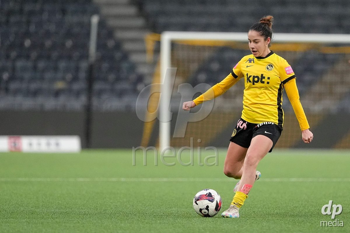 Schweiz: Axa Women's Cup 2025/26, BSC YB Frauen vs FC Thun - Stadion Wankdorf, Bern: Georgia Chalatsogianni (22 YB Frauen) in aktion