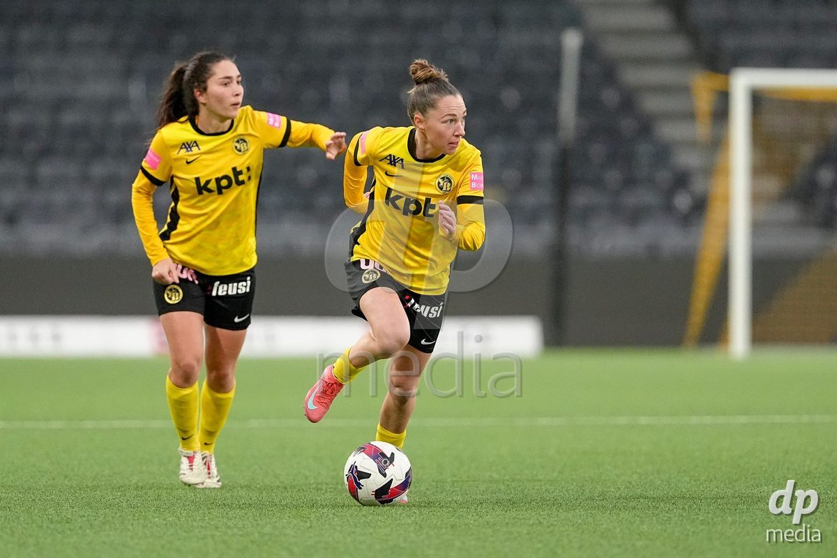 Schweiz: Axa Women's Cup 2025/26, BSC YB Frauen vs FC Thun - Stadion Wankdorf, Bern: Lisa Josten (24 YB Frauen) in aktion