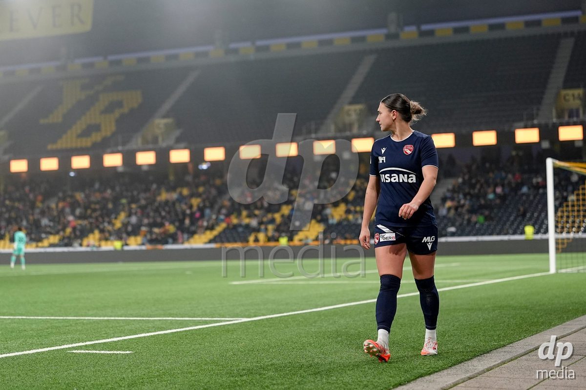Schweiz: Axa Women's Cup 2025/26, BSC YB Frauen vs FC Thun - Stadion Wankdorf, Bern: Jael Jost (77 Thun) nach dem Auswechsel