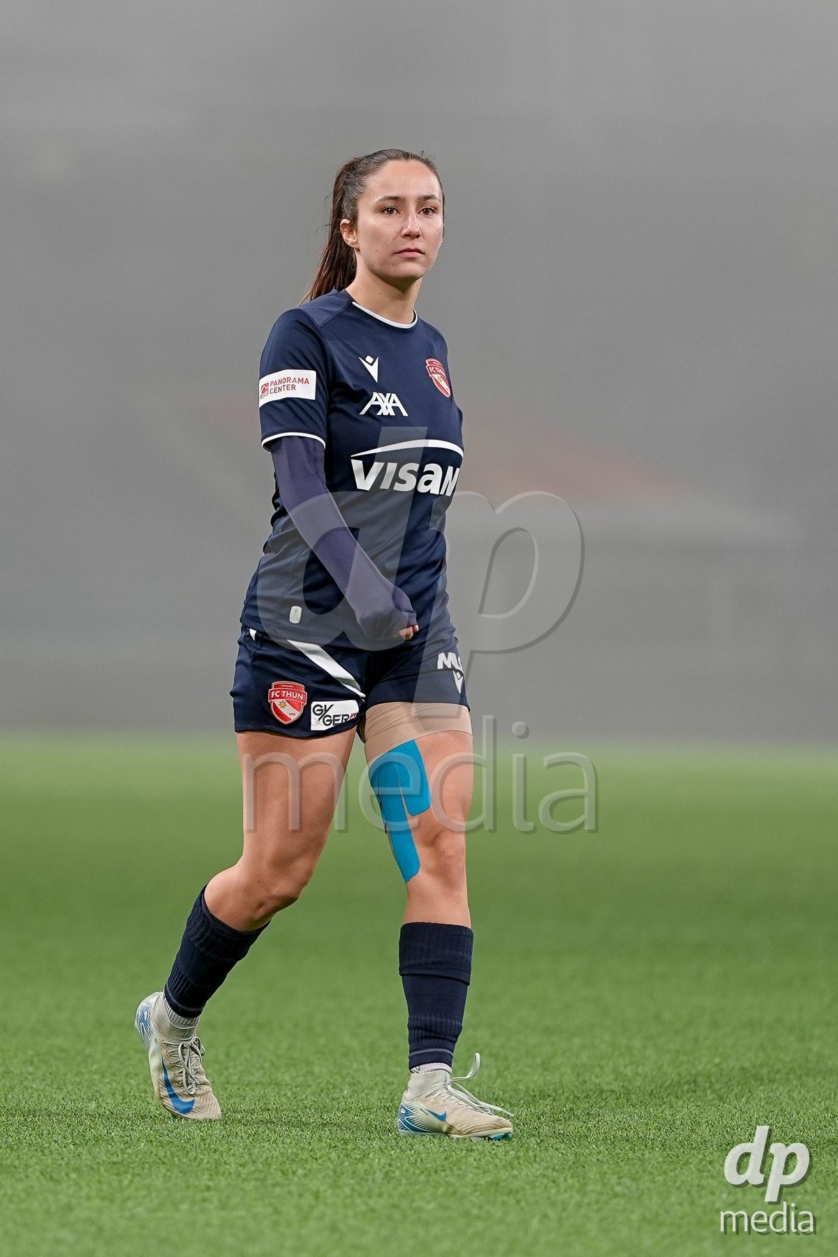 Schweiz: Axa Women's Cup 2025/26, BSC YB Frauen vs FC Thun - Stadion Wankdorf, Bern: Alisha Heiniger (6 Thun) nach dem Ausscheiden aus dem Axa Women’s Cup im 1/4 Final
