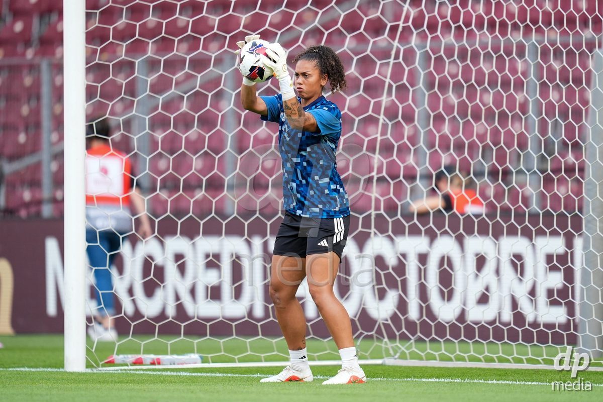 Geneva, Switzerland - September 2: Jacintha Anouchka Weimar of Servette FC Chenois Feminin during warm up prior to the UEFA Women's Champions League match between Servette FC Chenois Feminin and AC Sparta Praha at Stade de Geneve on September 2, 2026 in Geneva, Switzerland.