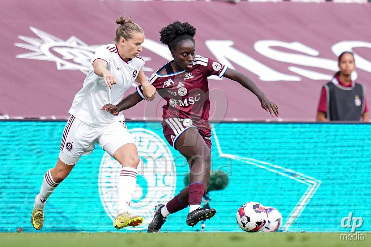 Geneva, Switzerland - September 2: Michaela Khyrova of AC Sparta Praha (L) and Benedicte Simon of Servette FC Chenois Feminin (R) battle for the ball (duel) during the UEFA Women's Champions League match between Servette FC Chenois Feminin and AC Sparta Praha at Stade de Geneve on September 2, 2026 in Geneva, Switzerland.