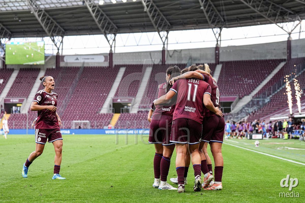 Geneva, Switzerland - September 2: Gloria Marinelli of Servette FC Chenois Feminin celebrates with teammates after scoring her team's second goal during the UEFA Women's Champions League match between Servette FC Chenois Feminin and AC Sparta Praha at Stade de Geneve on September 2, 2026 in Geneva, Switzerland.