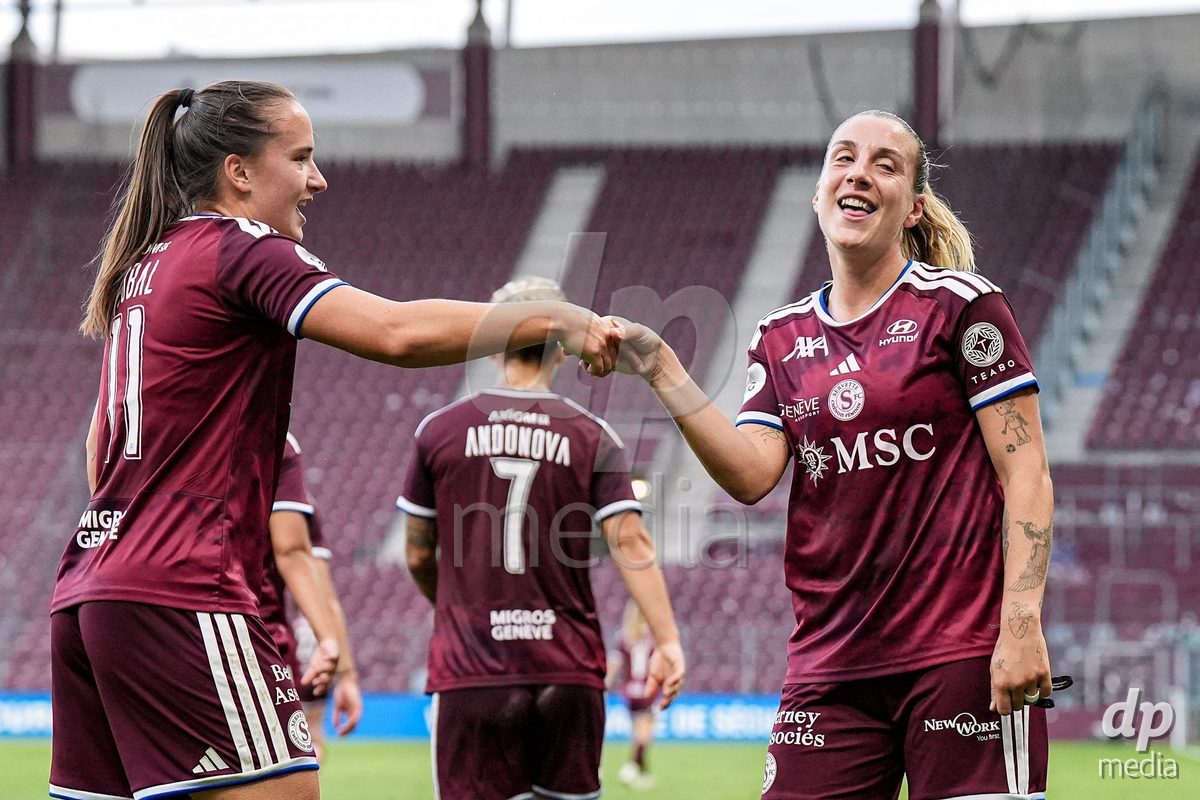 Geneva, Switzerland - September 2: Gloria Marinelli of Servette FC Chenois Feminin celebrates with teammates after scoring her team's second goal during the UEFA Women's Champions League match between Servette FC Chenois Feminin and AC Sparta Praha at Stade de Geneve on September 2, 2026 in Geneva, Switzerland.