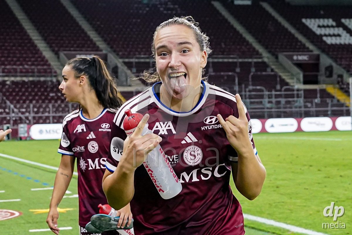 Geneva, Switzerland - September 2: Magdalena Izabela Sobal of Servette FC Chenois Feminin celebrates the victory during the UEFA Women's Champions League match between Servette FC Chenois Feminin and AC Sparta Praha at Stade de Geneve on September 2, 2026 in Geneva, Switzerland.