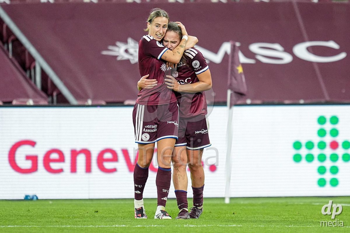 Geneva, Switzerland - September 2: Laia Balleste Sciora and Magdalena Izabela Sobal of Servette FC Chenois Feminin (R) celebrate the third team goal during the UEFA Women's Champions League match between Servette FC Chenois Feminin and AC Sparta Praha at Stade de Geneve on September 2, 2026 in Geneva, Switzerland.