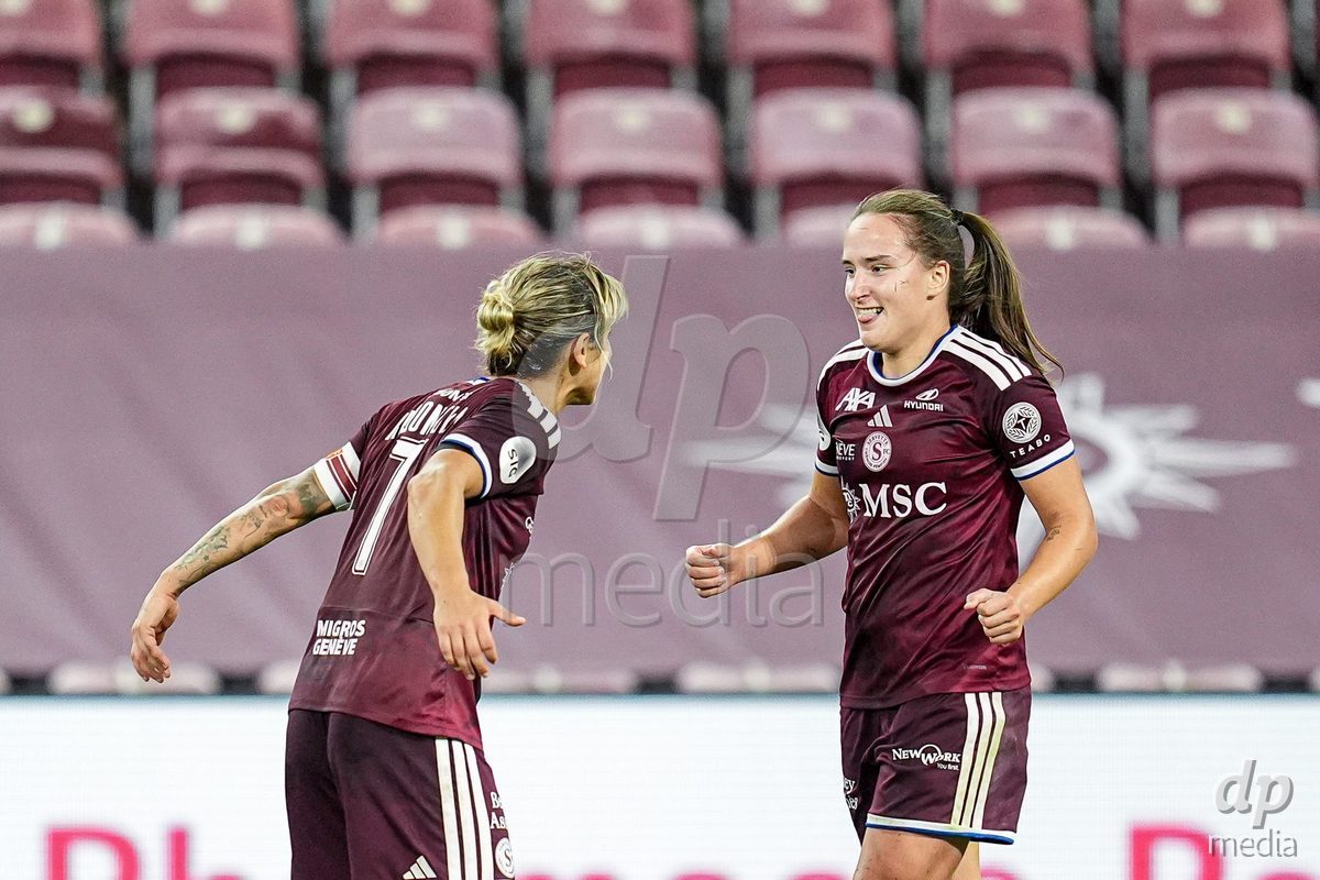 Geneva, Switzerland - September 2: Magdalena Izabela Sobal of Servette FC Chenois Feminin celebrates with Natasha Andonova her third team goal  during the UEFA Women's Champions League match between Servette FC Chenois Feminin and AC Sparta Praha at Stade de Geneve on September 2, 2026 in Geneva, Switzerland.