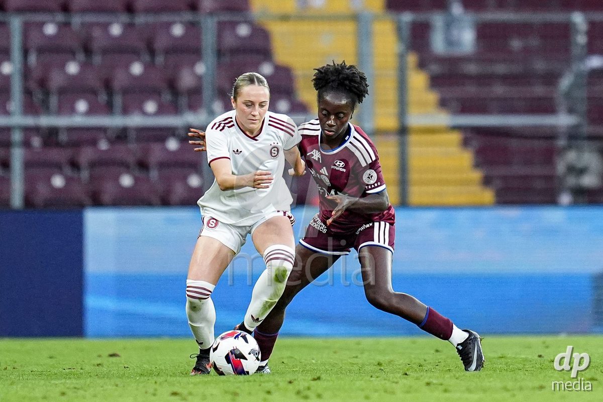 Geneva, Switzerland - September 2: Benedicte Simon of Servette FC Chenois Feminin (R) battles for the ball (duel) during the UEFA Women's Champions League match between Servette FC Chenois Feminin and AC Sparta Praha at Stade de Geneve on September 2, 2026 in Geneva, Switzerland.