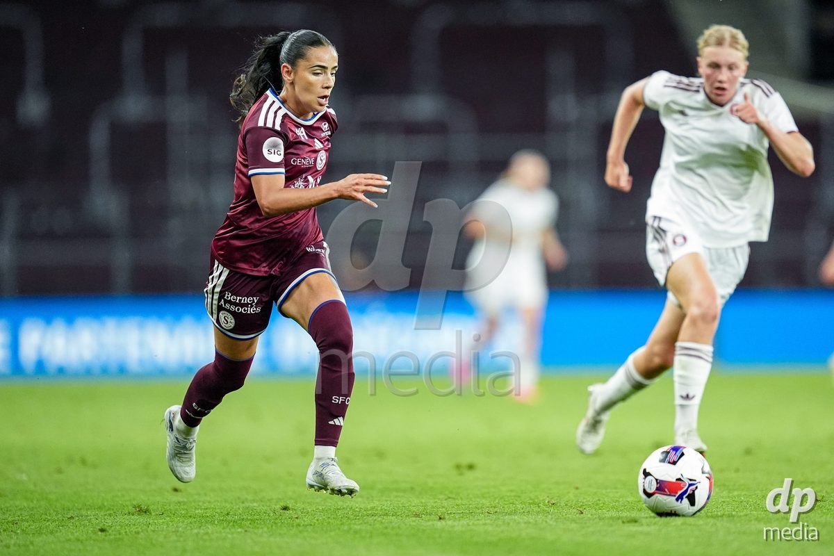 Geneva, Switzerland - September 2: Meriame Terchoun of Servette FC Chenois Feminin controls the ball during the UEFA Women's Champions League match between Servette FC Chenois Feminin and AC Sparta Praha at Stade de Geneve on September 2, 2026 in Geneva, Switzerland.